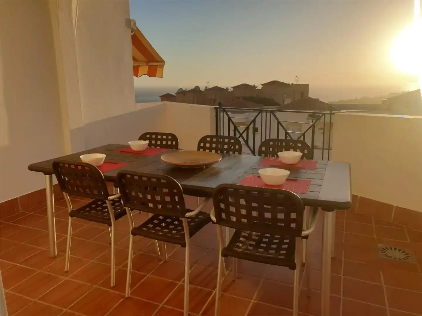 Terrasse von Wohnungen zur Miete in Adeje mit Schwimmbad und Balkon