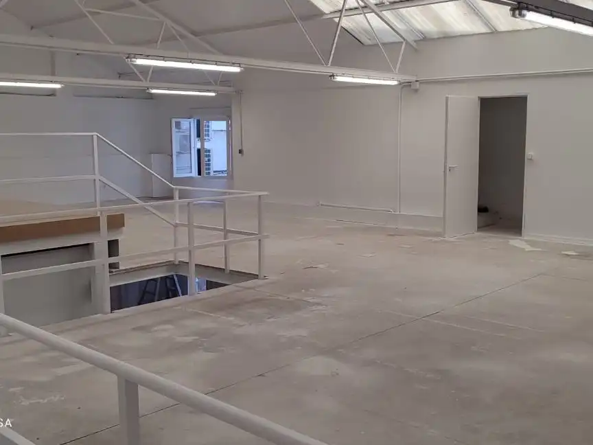 Nave industrial en alquiler en Calle de la Duquesa de Tamames 36, imagen 3