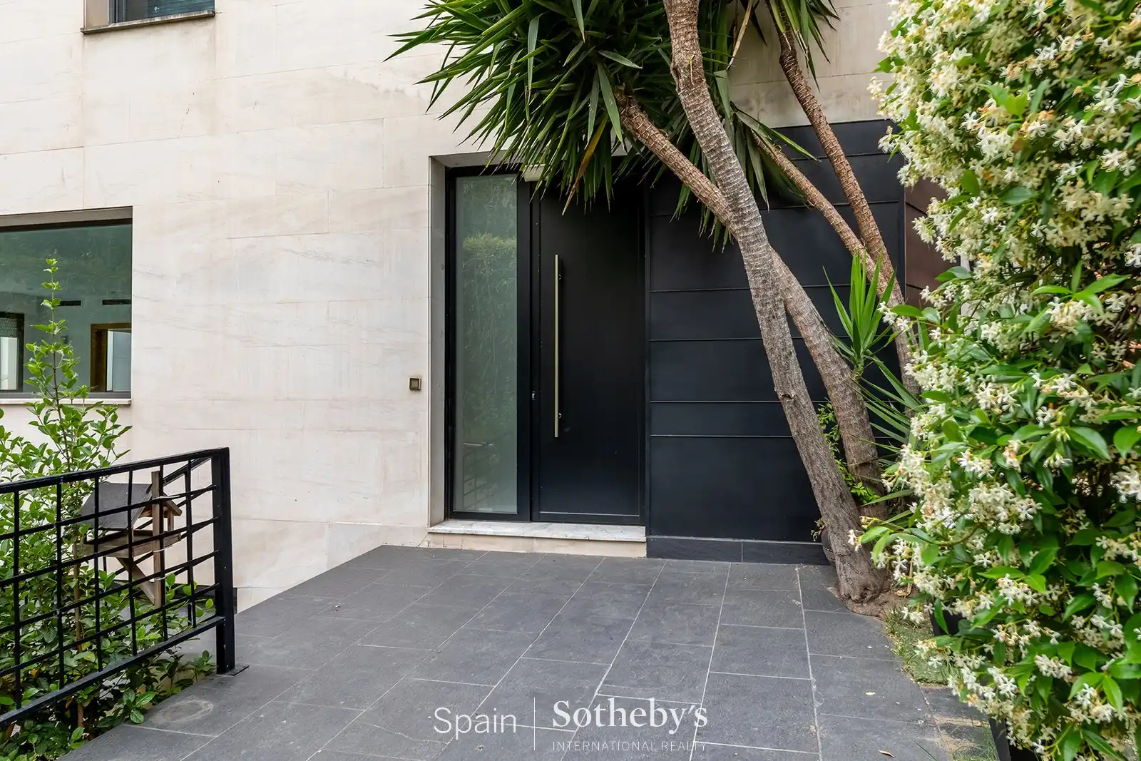 Houses for rent in Madrid  with Air Conditioner, Heating and Private garden