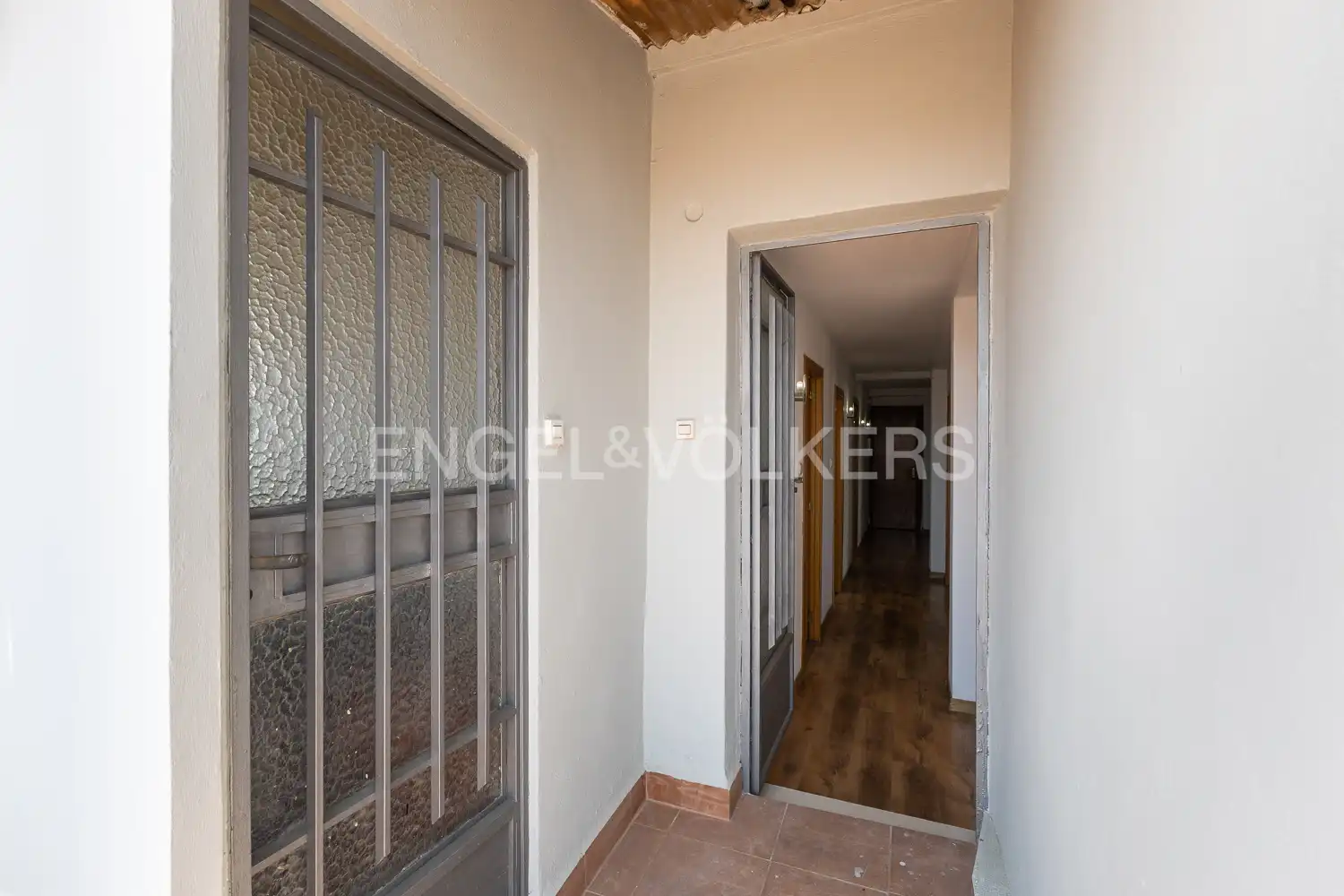 Dachboden zur Miete in Valencia mit Heizung, Terrasse und Abstellraum