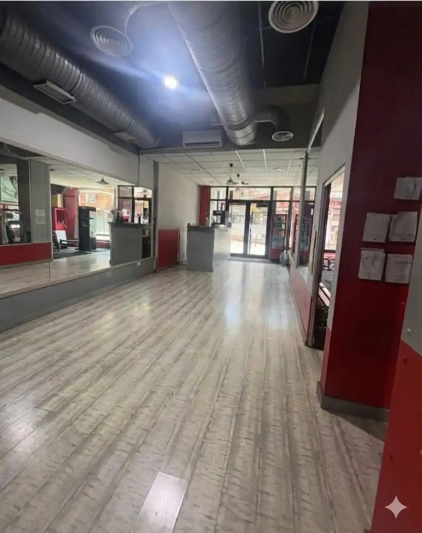 Commercial properties for rent in Toledo  with Air Conditioner, Heating and Parquet flooring
