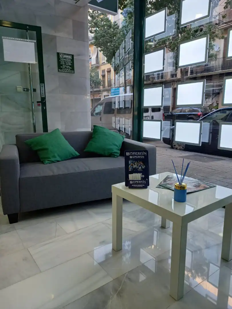 Vista exterior de Local en venta en Valencia con Aire acondicionado