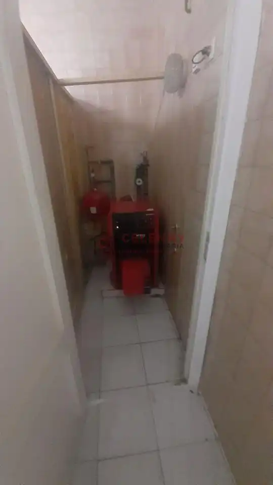 Commercial properties for rent in Toén  with Furnished