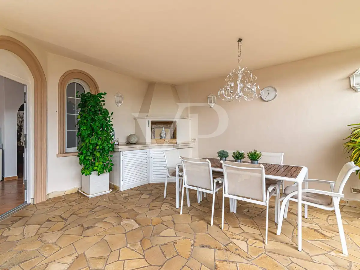Houses for sale in Playa del Duque