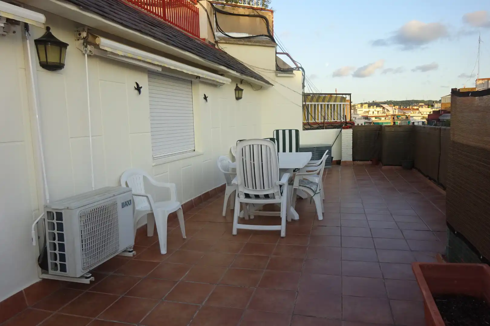 Attic for rent in Carrer de l'Equador, Barri de les Corts