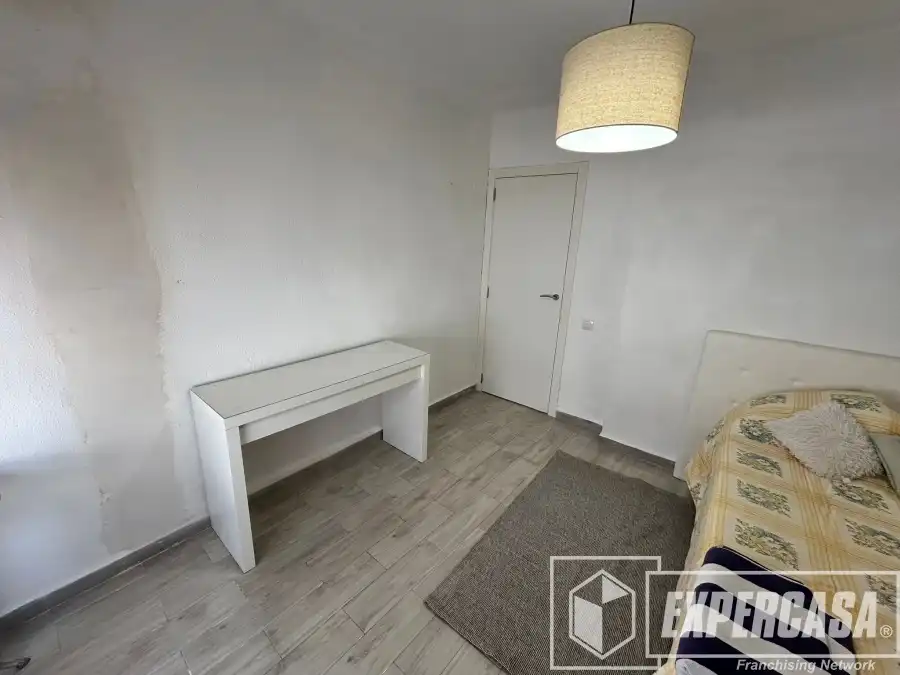 Habitación de Piso en venta en Alzira con Amueblado