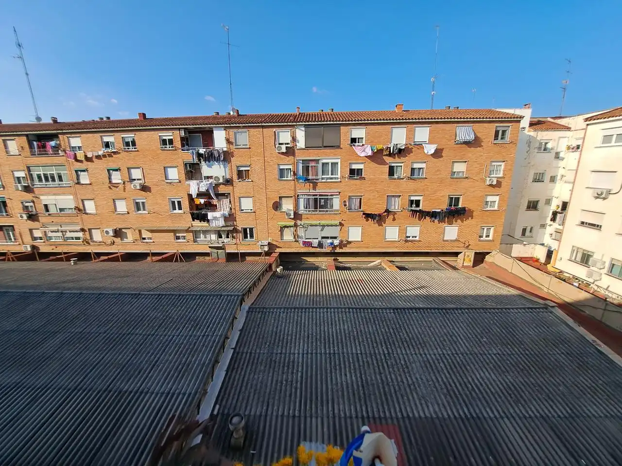 Vista exterior de Piso en venta en Zaragoza con Calefacción, Terraza y Trastero