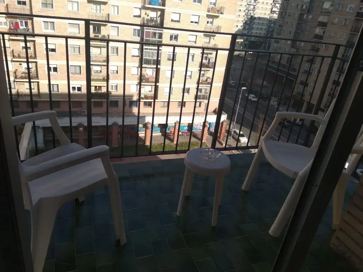 Terrasse von Wohnung zur Miete in  Pamplona / Iruña mit Balkon
