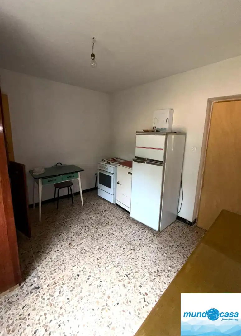 Cuina de Finca rústica en venda en Morata de Jalón amb Piscina comunitària