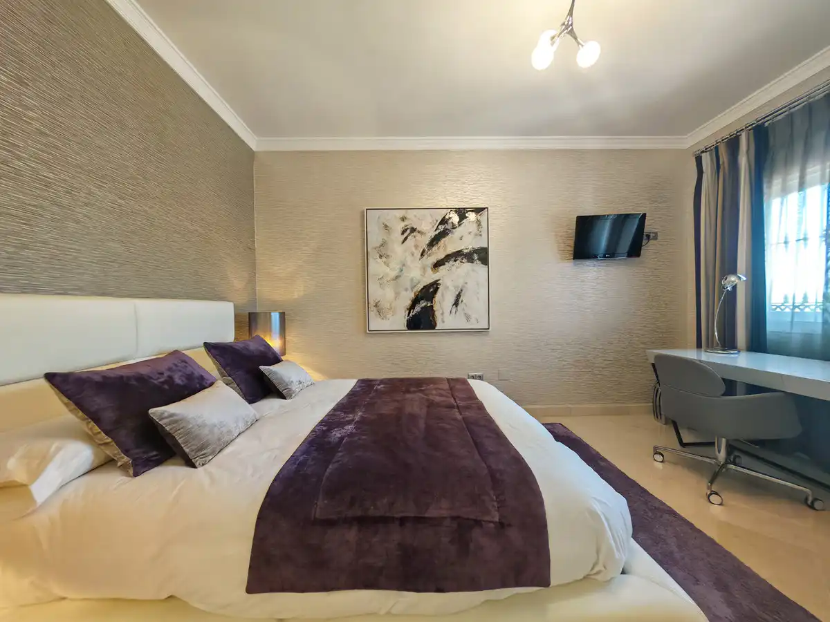 Bedroom of Houses for sale in Marbella  with Air Conditioner, Heating and Private garden