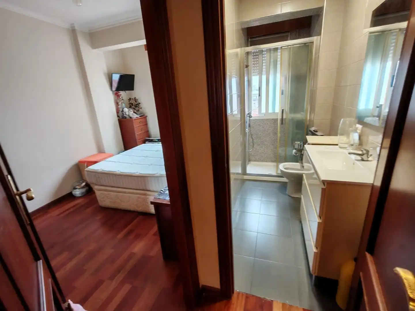 Bedroom of Apartments for sale in Vigo 