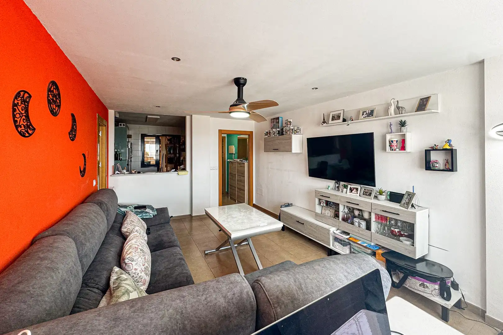 Sala de estar de Piso en venta en Almería con Trastero