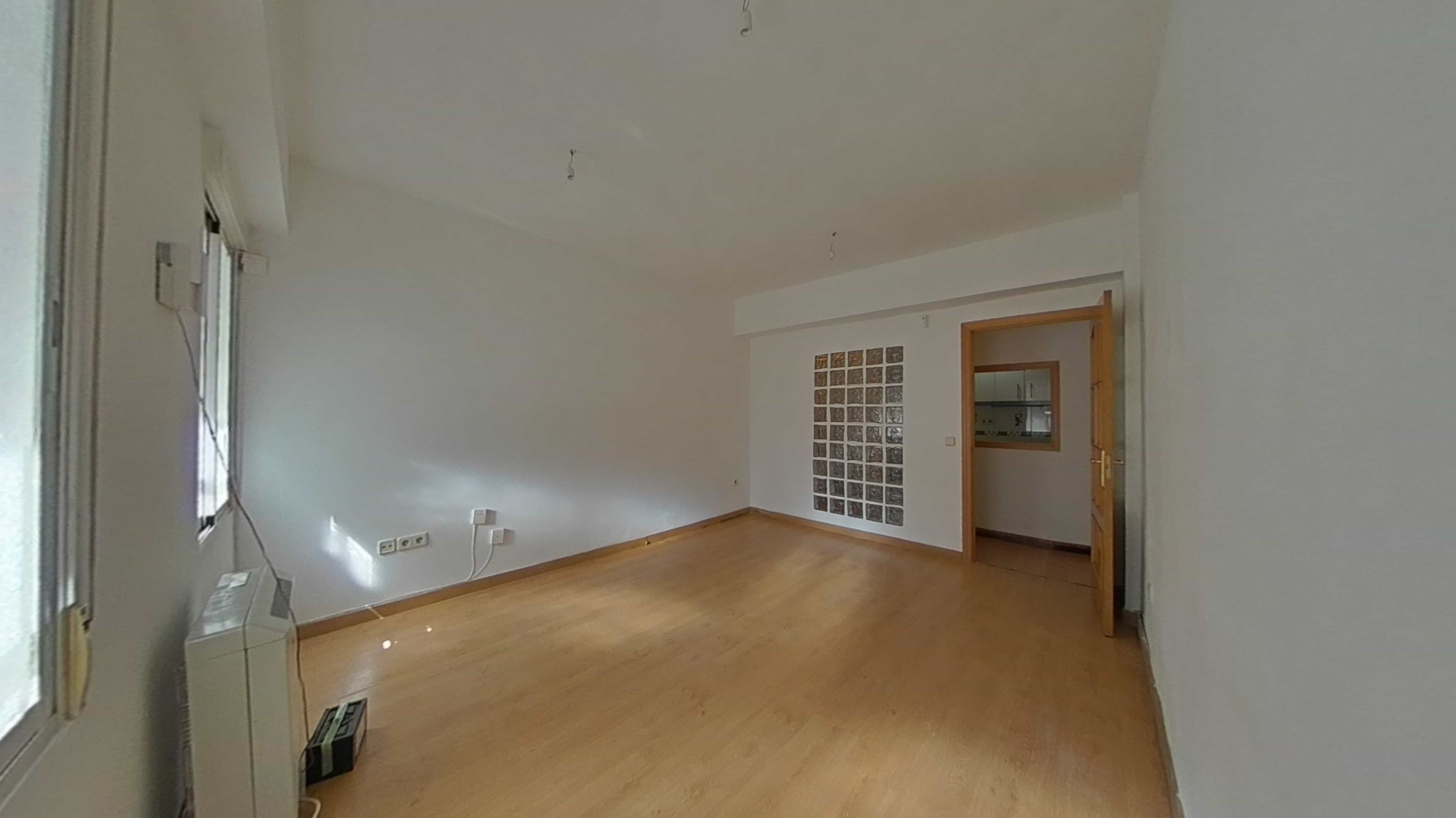 Sala de estar de Piso en venta en  Madrid Capital