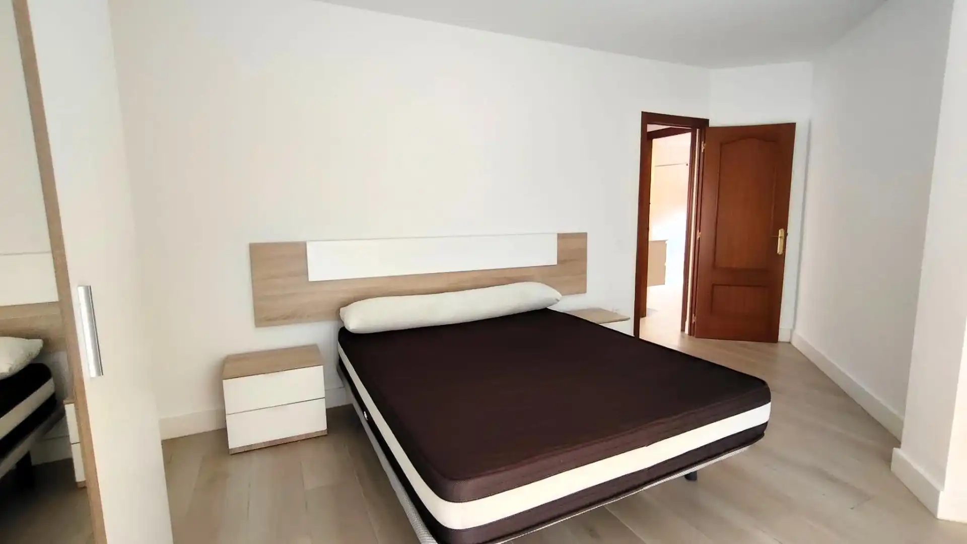 Bedroom of Flat for rent in Plasencia  with Heating, Terrace and Furnished