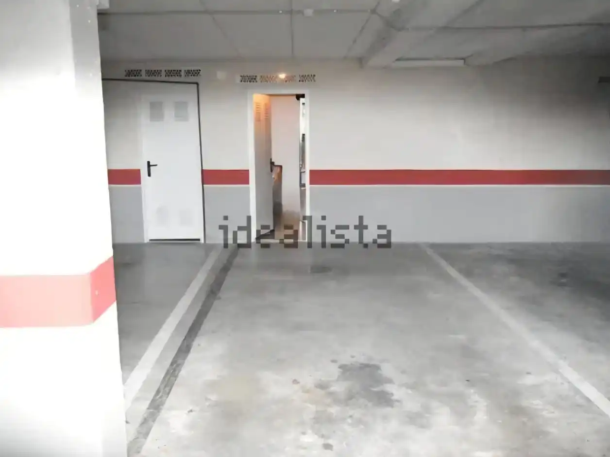 Parkplatz von Lagerraum zum Verkauf in Burgos