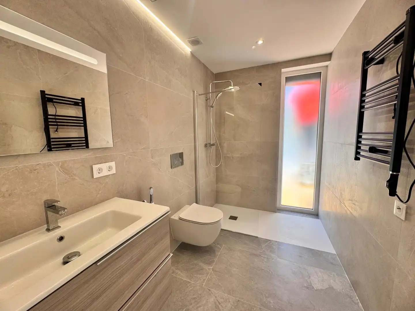 Baño de Casa o chalet en venta en L'Alfàs del Pi con Aire acondicionado, Calefacción y Terraza