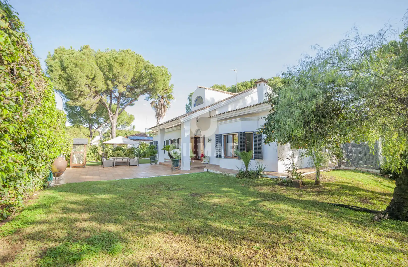 Jardí de Casa o xalet en venda en Alcalá de Guadaira amb Calefacció, Jardí privat i Piscina