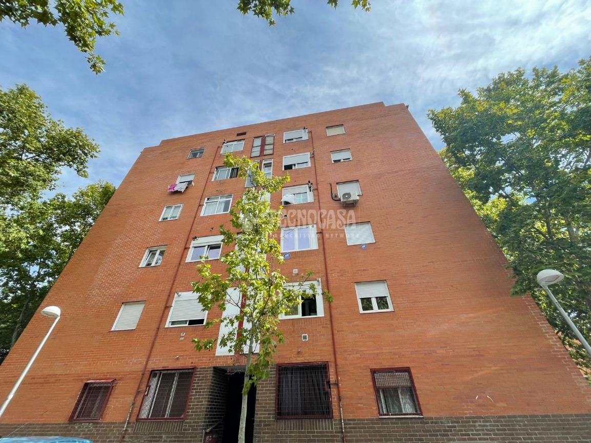Vista exterior de Piso en venta en  Madrid Capital