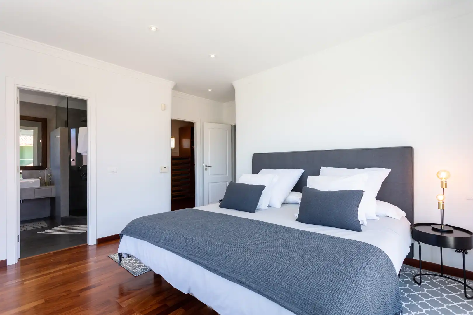 Dormitori de Casa o xalet en venda en La Orotava amb Aire condicionat, Jardí privat i Traster