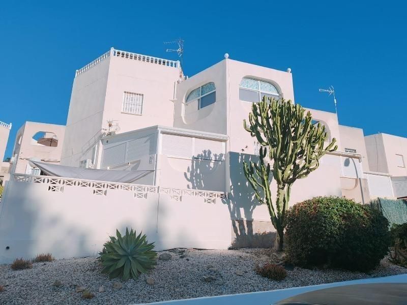 Exterior view of Apartment for sale in San Miguel de Salinas  with Terrace and Balcony