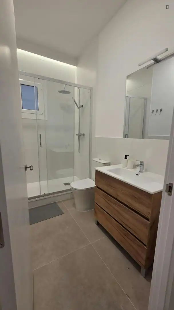 Baño de Apartamento para compartir en Barcelona con Calefacción, Amueblado y Horno