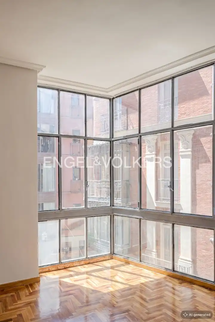 Vista exterior de Piso en venta en Madrid con Aire acondicionado, Calefacción y Parquet