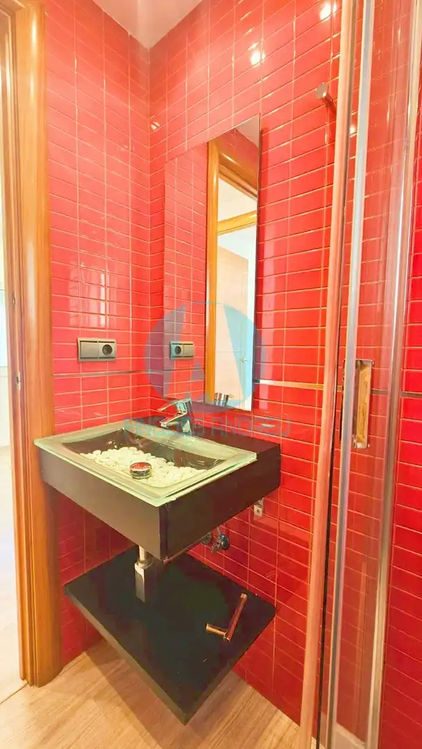 Baño de Piso en venta en Caldes d'Estrac con Calefacción