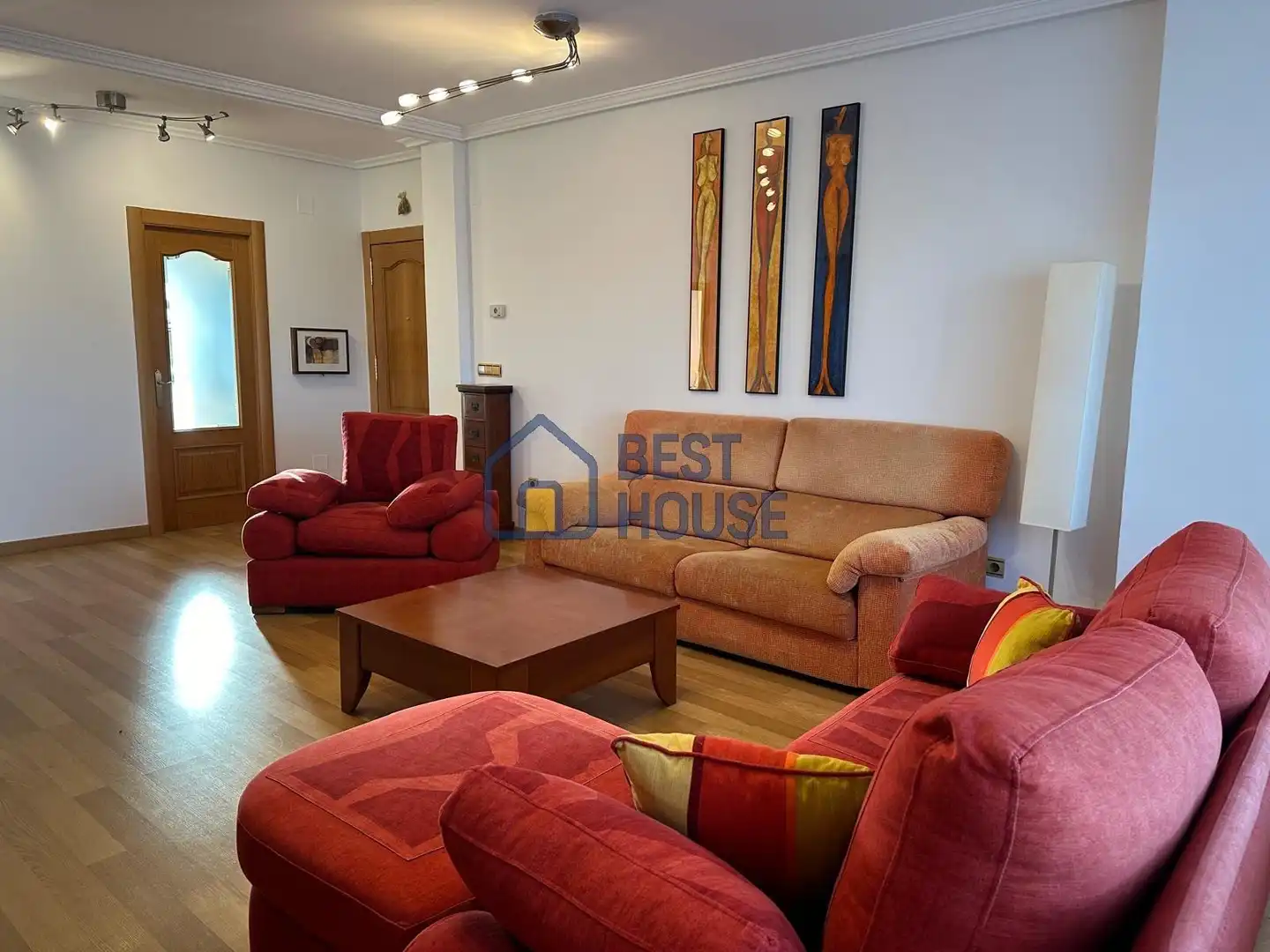 Sala de estar de Piso en venta en Villaturiel con Calefacción y Amueblado