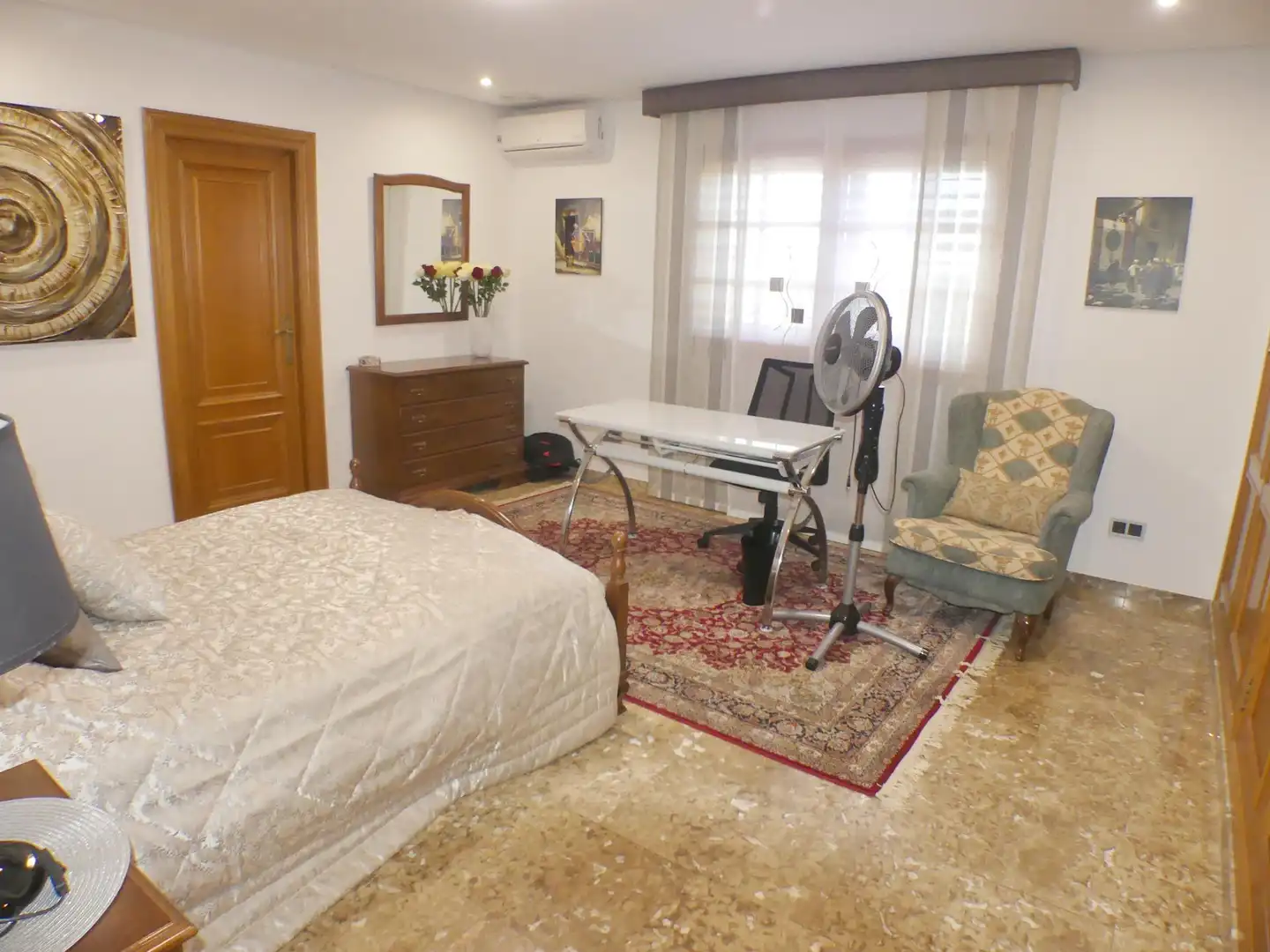 Dormitori de Casa o xalet en venda en Godella amb Aire condicionat, Calefacció i Jardí privat