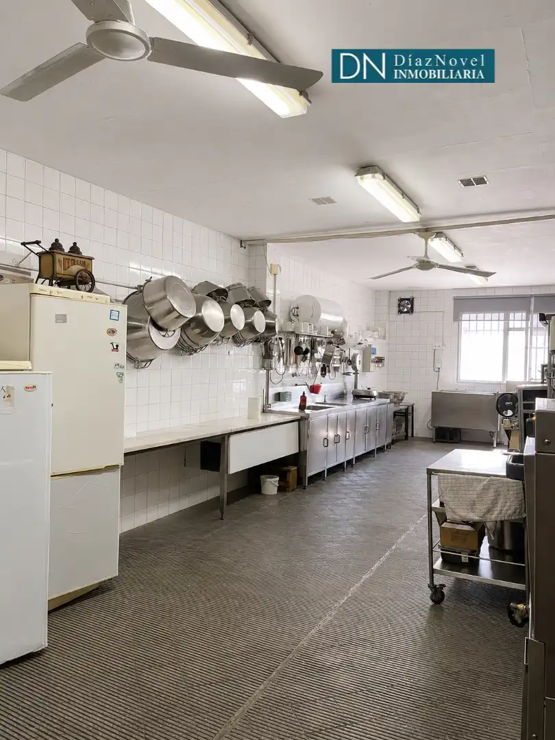 Cocina de Local de alquiler en Málaga con Aire acondicionado y Terraza
