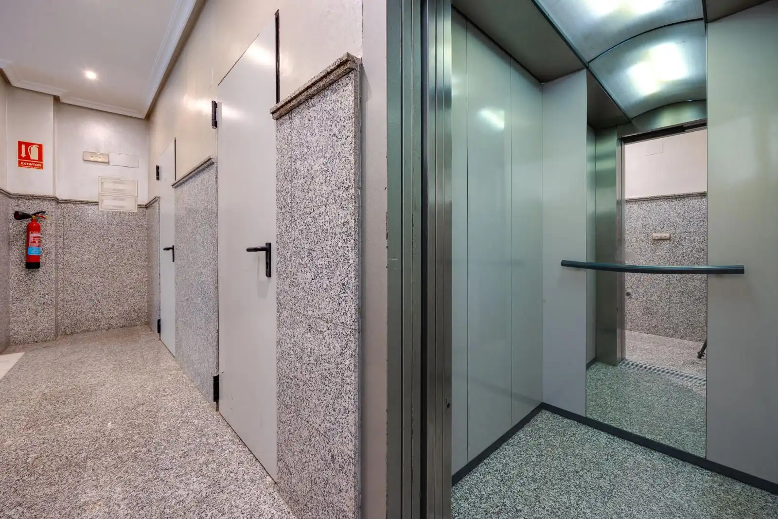 Penthouse with terrace for sale in Centro, imagen 4