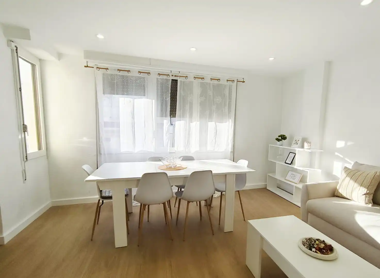 Dining room of Flat for rent in Castellón de la Plana / Castelló de la Plana  with Furnished, TV and Internet