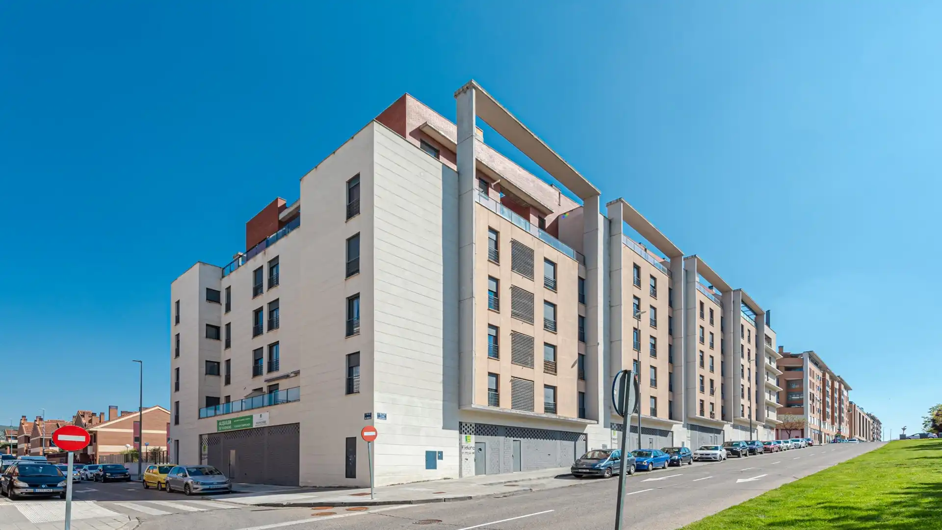 Piso de alquiler en ANA MARISCAL, 2, Las Cañas