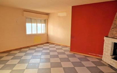 Bedroom of Flat for sale in Mora