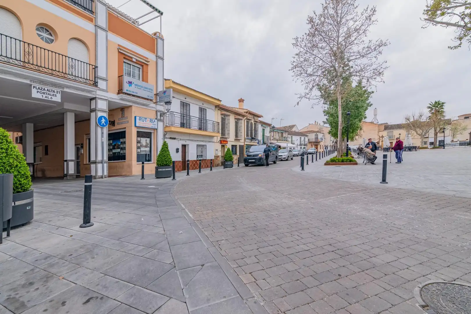 Vista exterior de Local de lloguer en Ogíjares amb Aire condicionat
