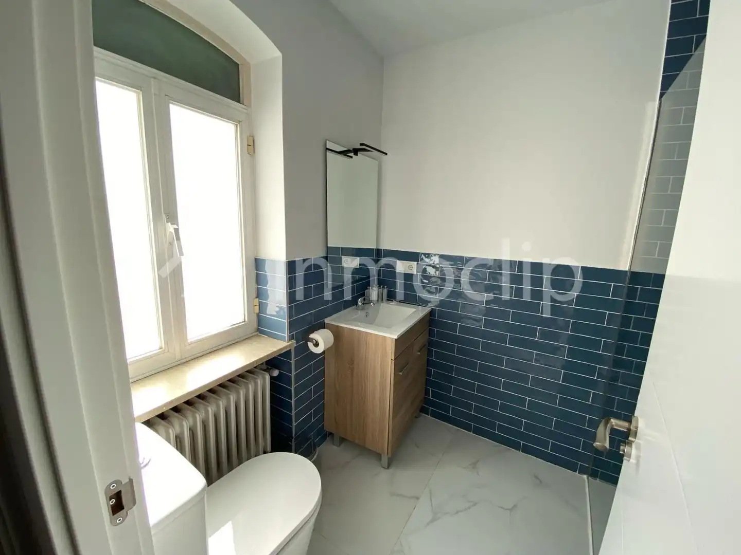 Baño de Estudio de alquiler en Salamanca con Calefacción