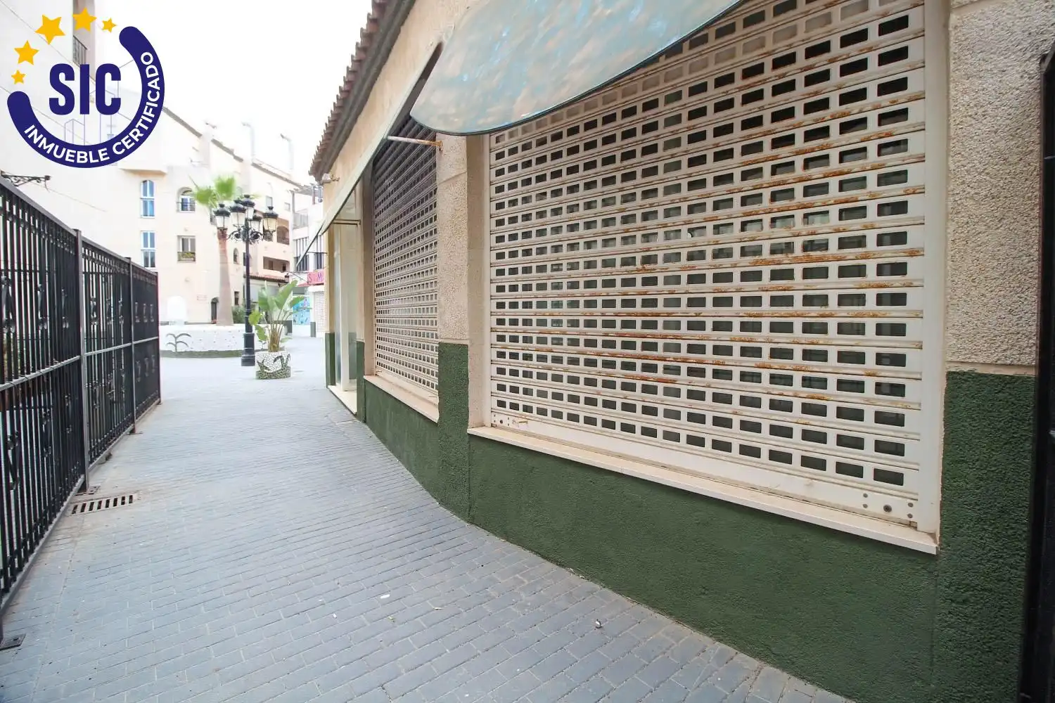 Vista exterior de Local en venta en Oropesa del Mar / Orpesa