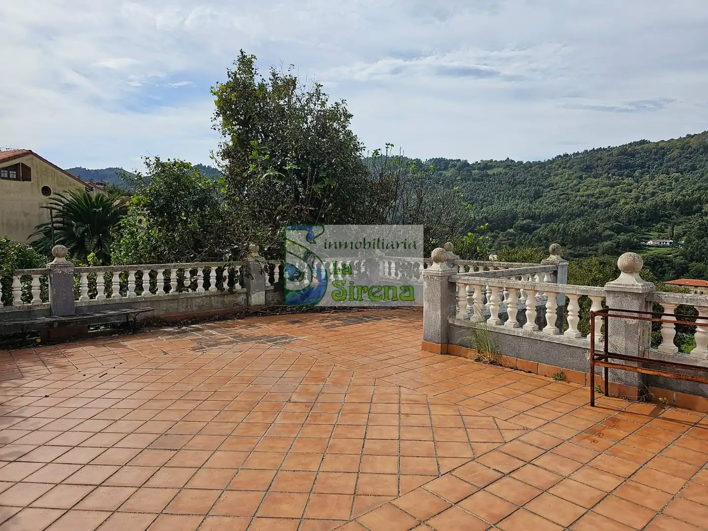Terraza de Casa o chalet en venta en Castro-Urdiales con Jardín privado, Terraza y Trastero