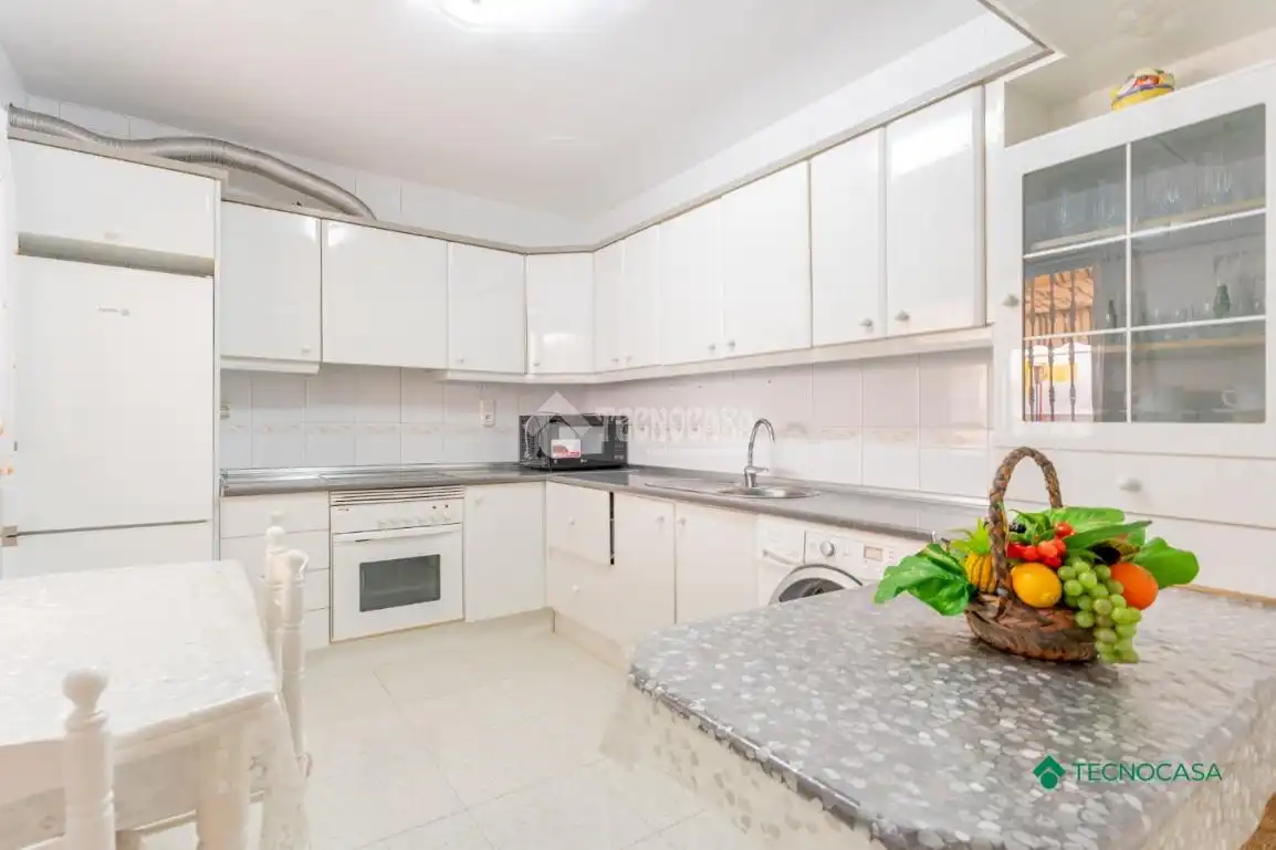 Cocina de Piso en venta en Roquetas de Mar con Aire acondicionado, Terraza y Balcón