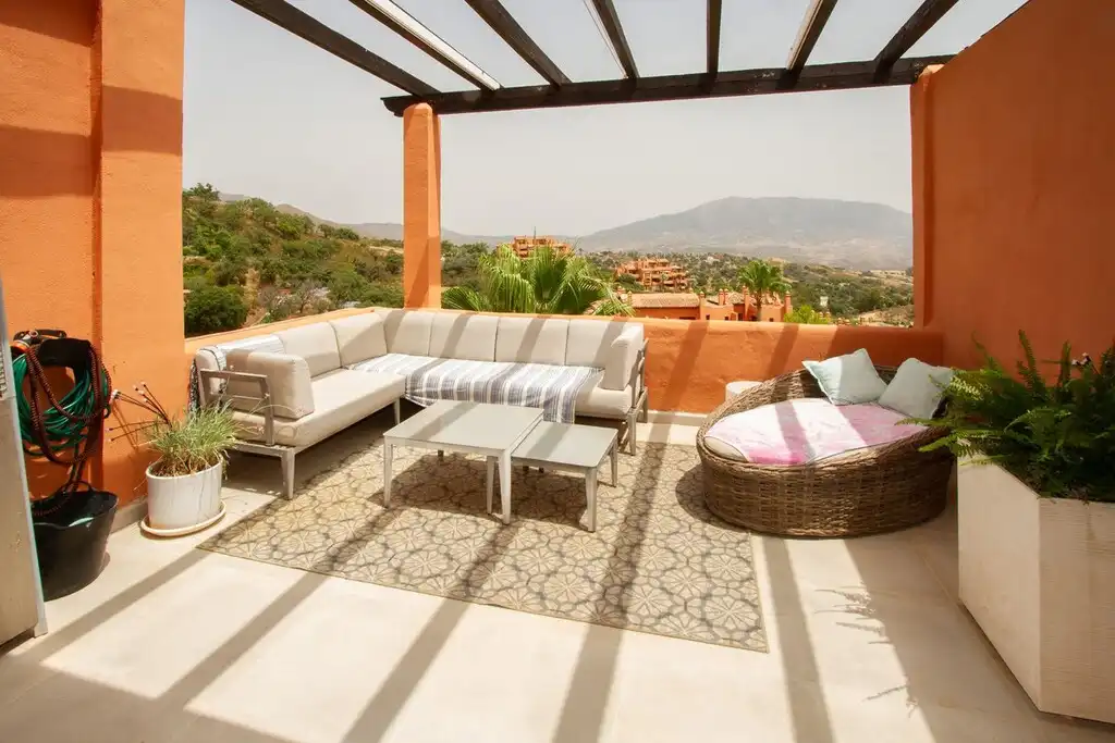 Penthouse mit Pool zum Verkauf in La Mairena