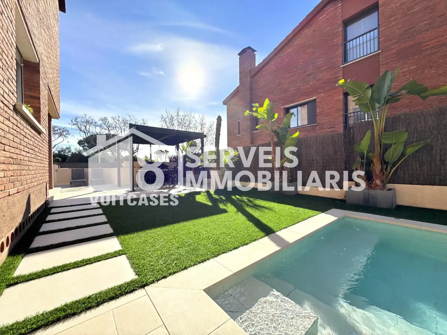 Exterior view of Houses for sale in El Masnou  with Heating, Private garden and Terrace