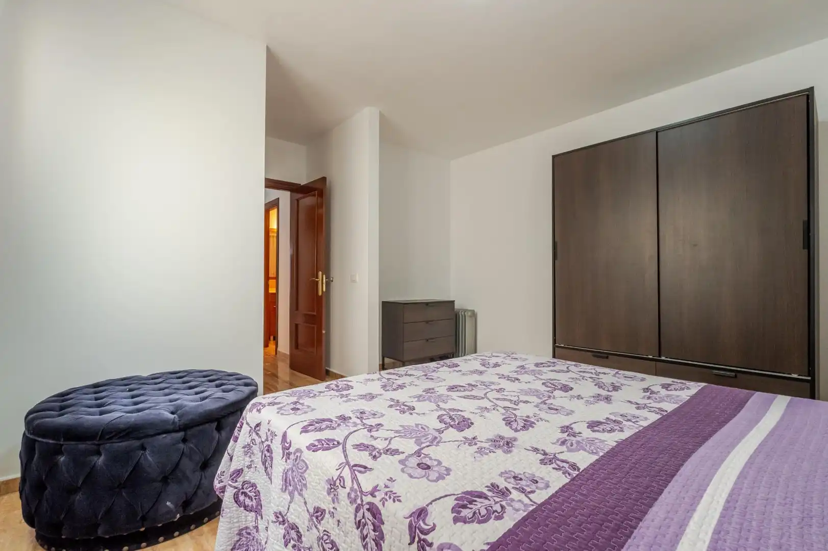 Habitación de Piso en venta en Ingenio con Amueblado