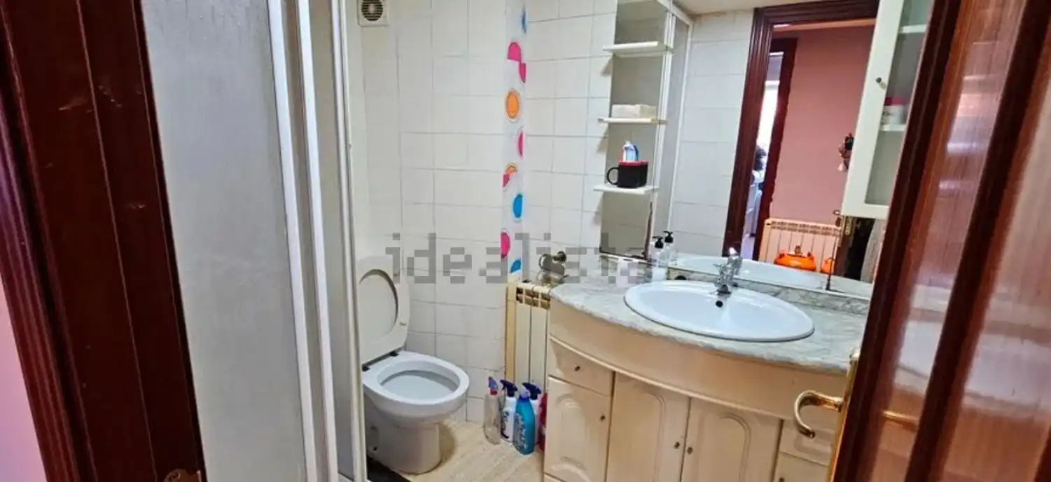 Baño de Piso en venta en Medina de Pomar, Burgos