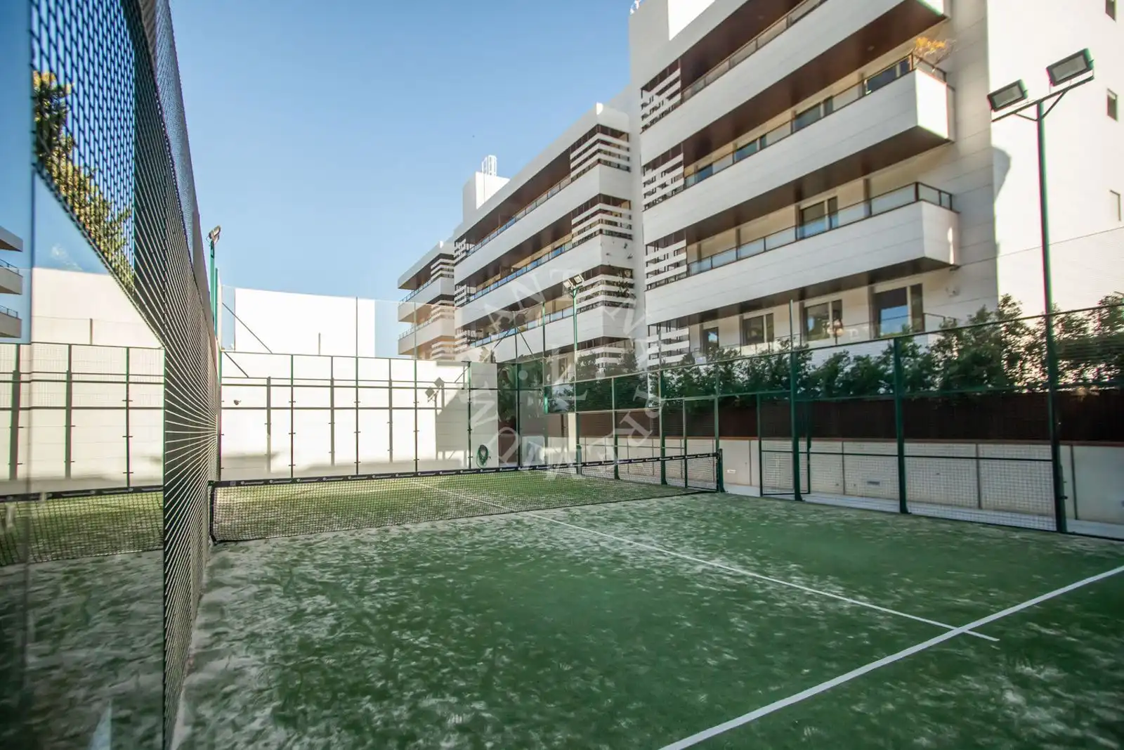 Terrassa de Pis en venda en Barcelona amb Terrassa, Traster i Piscina