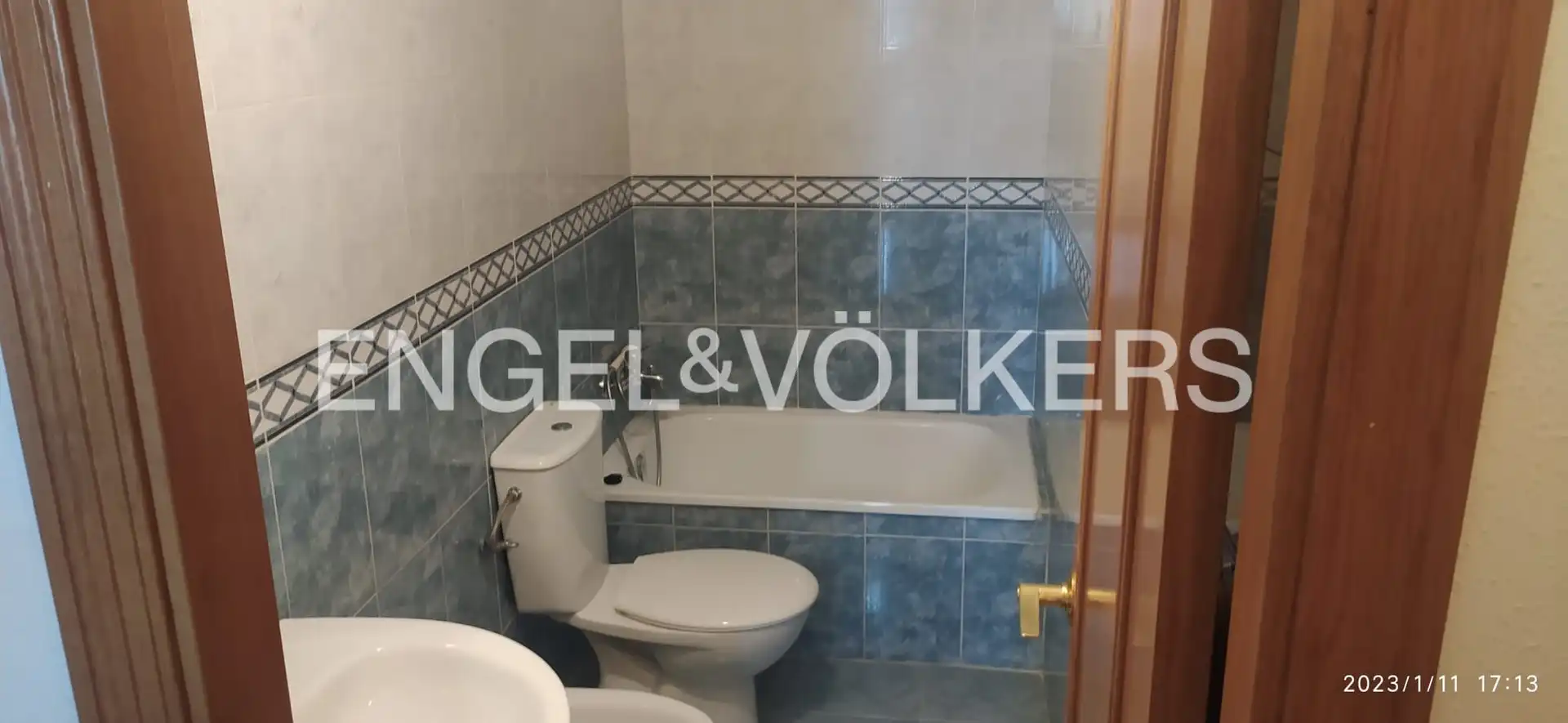 Badezimmer von Wohnung zur Miete in Valencia mit Klimaanlage, Heizung und Privatgarten