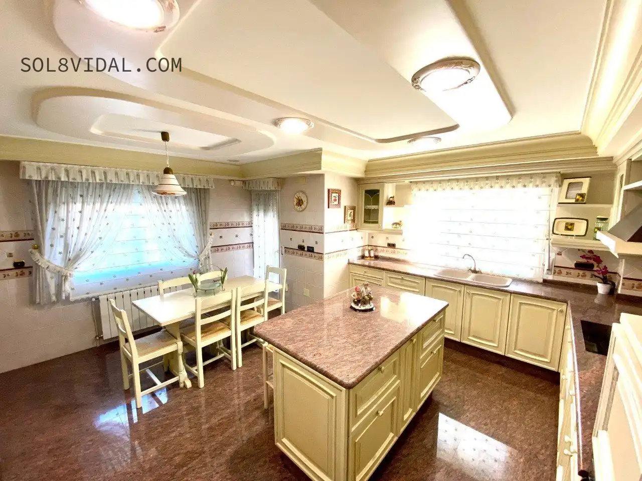 Cocina de Casa o chalet en venta en Orihuela con Aire acondicionado, Calefacción y Jardín privado