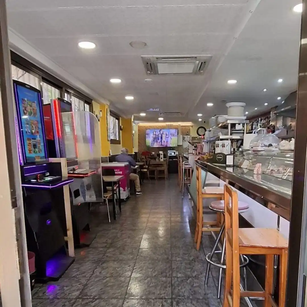 Local comercial de lloguer a Sant Andreu de la Barca, imagen 2