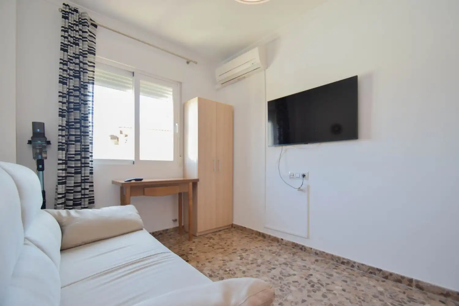 Habitación de Piso en venta en Las Gabias con Aire acondicionado