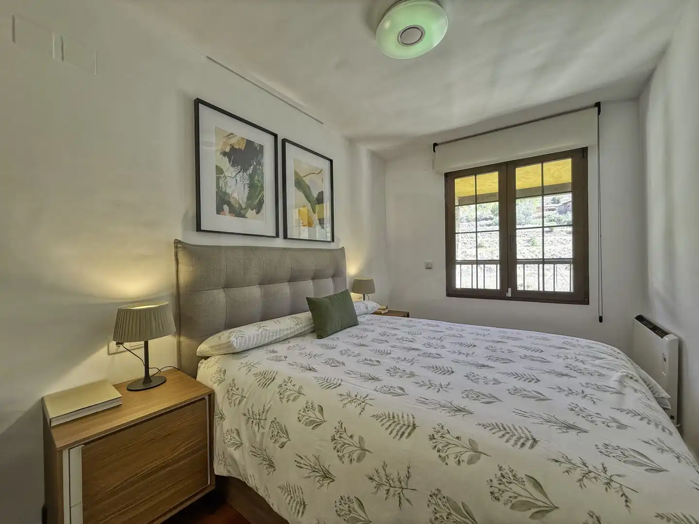 Habitación de Dúplex en venta en Alcalá de la Selva con Calefacción y Terraza