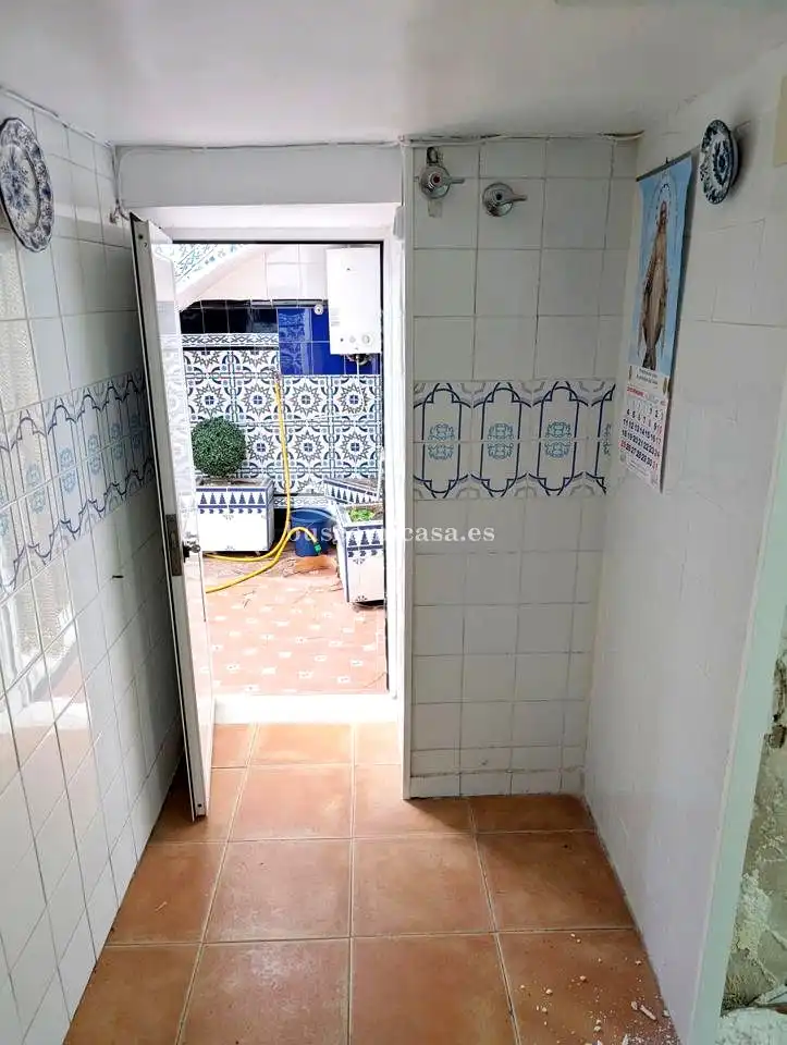 Dormitori de Casa adosada en venda en Jaén amb Aire condicionat, Terrassa i Balcó
